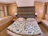 PR Marine 62 Fly - Master bedroom